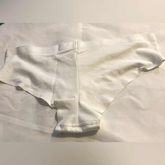 Sz XL La vie en rose cheeky underwear NWT white - Picture 2 of 4